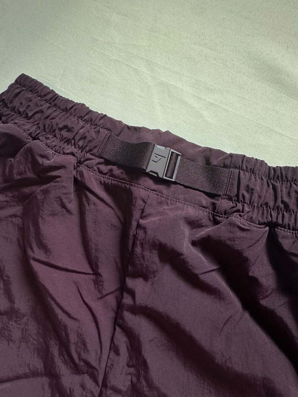 Gymshark Women’s Small Plum Running Athletic Shorts Dry Fit Pockets Buckle Waist - Picture 3 of 9